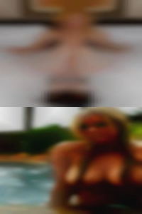 Stocky horny horny women with wet pussy women.